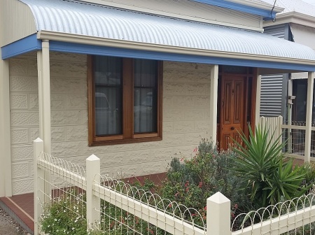 apm_sandstone_house_opt